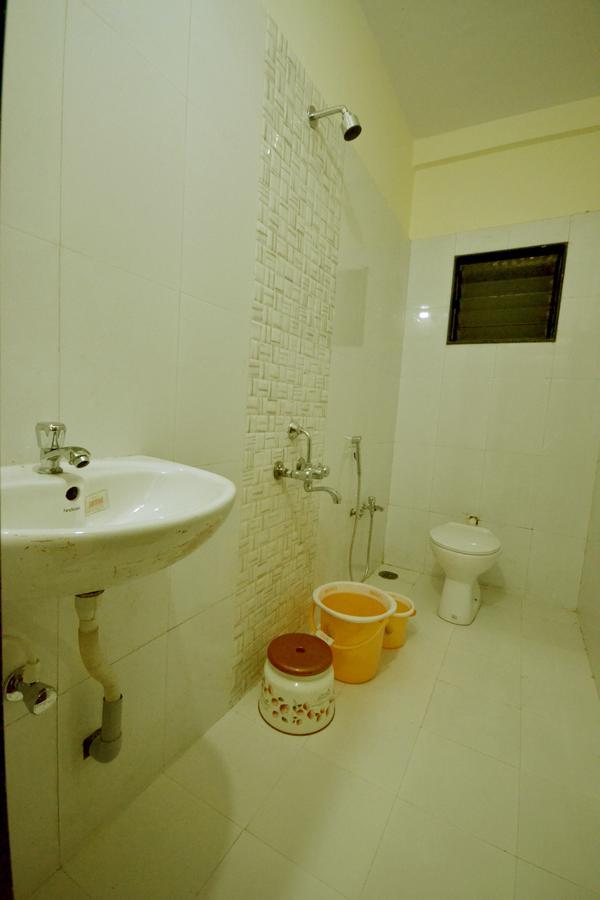 Hotel S S Palace เชอร์ดี ภายนอก รูปภาพ